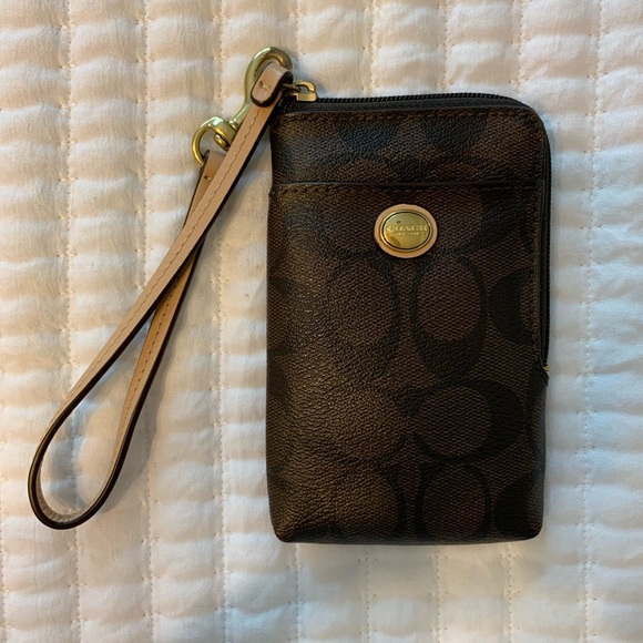 Coach Accessories - Coach Zip Around Wristlet